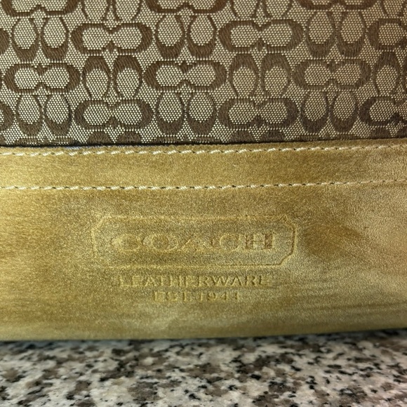 Coach Signature C\'s Camel Suede Jacquard Lg Tote M0778-F11666